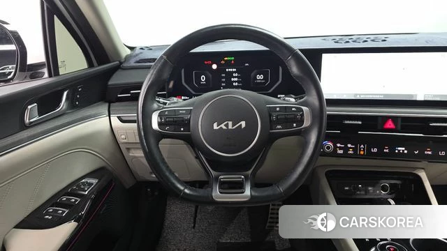 Kia The New K5 3rd generation 2023 Белый из Кореи, фото 3