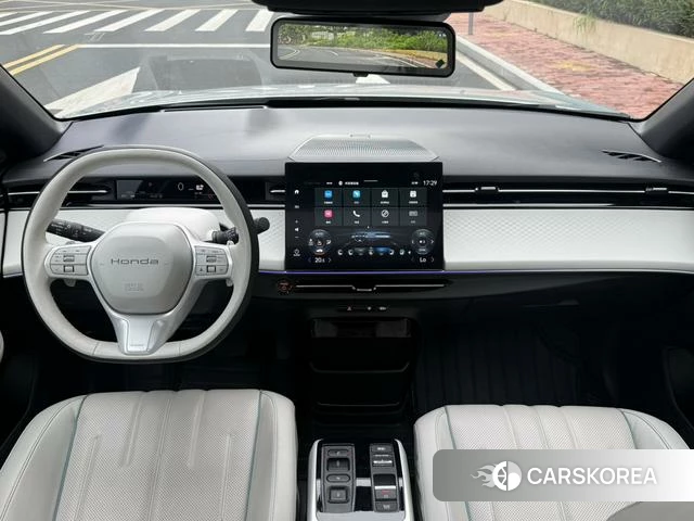 Honda e: NP2 Pole Pai 2 2025 Серебристо-серый из Китая, фото 3