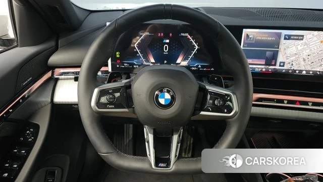 BMW 5 Series (G60) 2025 Белый из Кореи, фото 3