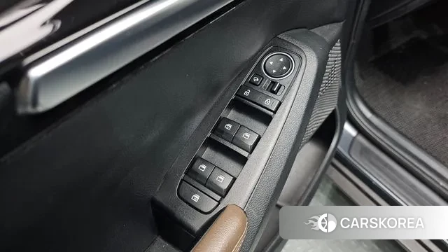 Kia Seltos 2020 Серый из Кореи, фото 3