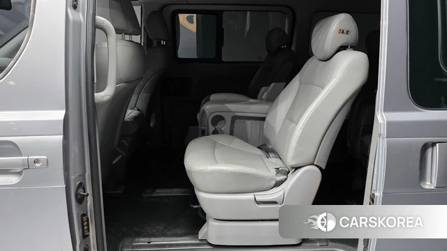 Hyundai The New Grand Starex 2018 Серебряный из Кореи, фото 3