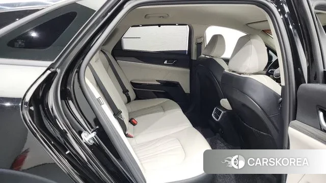 Kia The New K5 Hybrid 3rd generation 2025 Черный из Кореи, фото 3