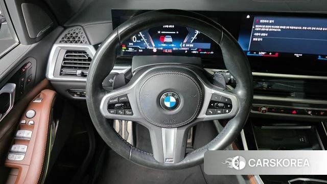BMW X7 (G07) 2023 Белый из Кореи, фото 3