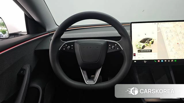 Tesla Model 3 2024 Белый из Кореи, фото 3