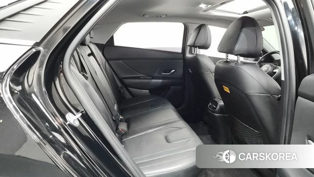 Hyundai Avante (CN7) 2022 Черный из Кореи, фото 3
