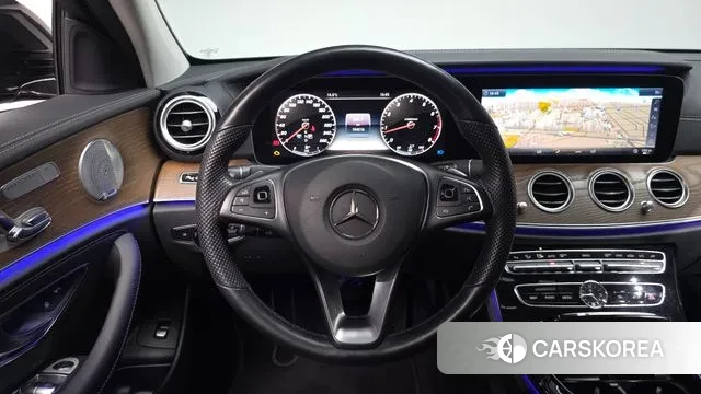 Mercedes-Benz E-Class W213 2018 Черный из Кореи, фото 3