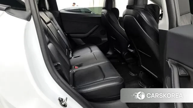 Tesla Model Y 2021 Белый из Кореи, фото 3