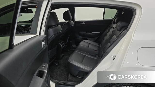 Kia Sportage The Bold 2021 Белый из Кореи, фото 3