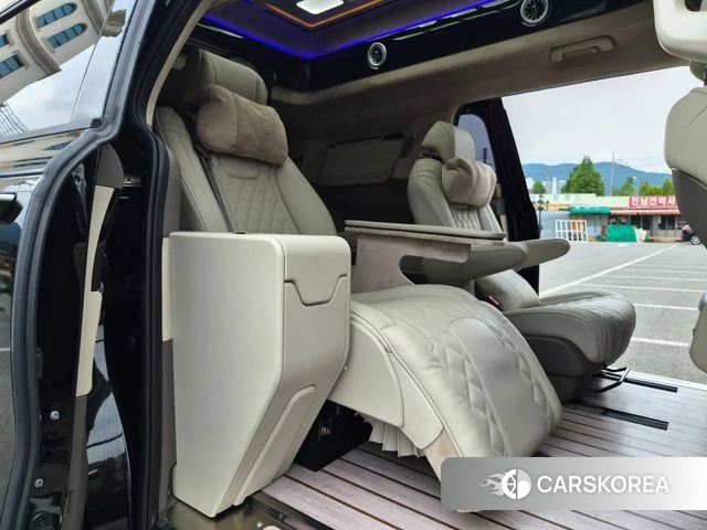 Kia The New Carnival 4th Generation 2024 Черный из Кореи, фото 3