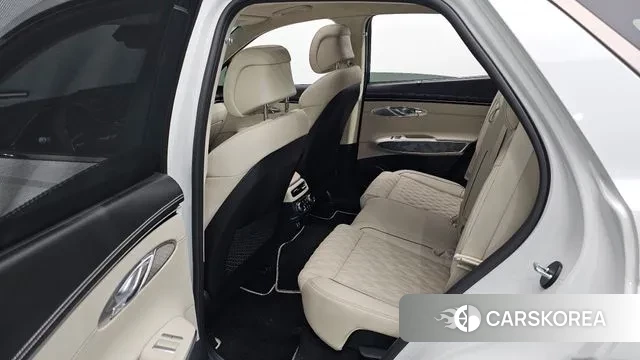 Genesis GV70 2022 Белый из Кореи, фото 3