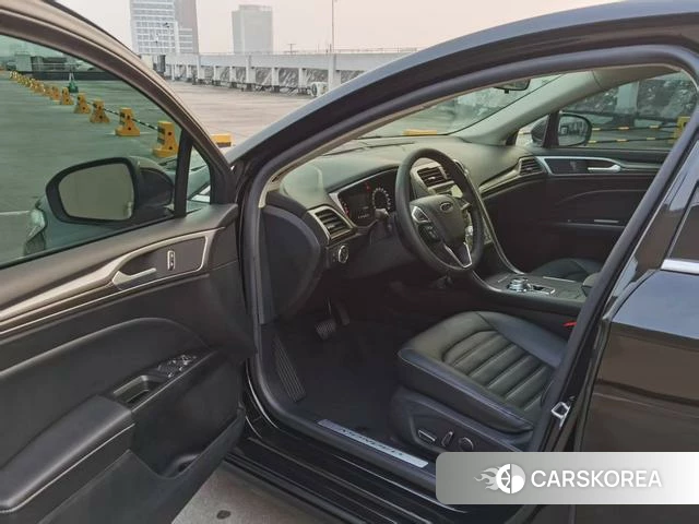 Ford Mondeo 2020 Черный из Китая, фото 3