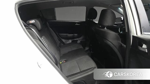 Kia Sportage 4th Generation 2018 Белый из Кореи, фото 3