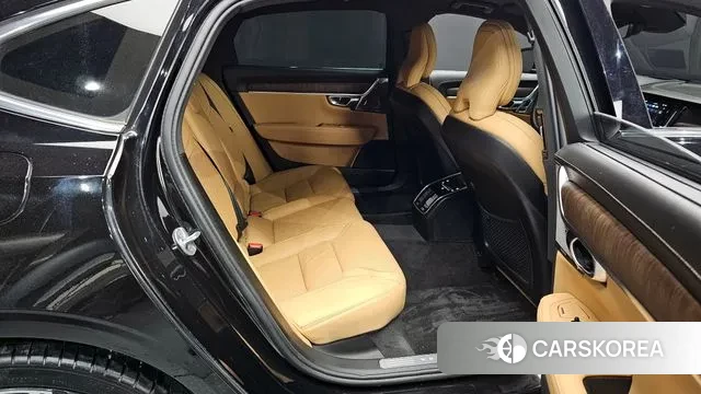 Volvo S90 2023 Черный из Кореи, фото 3