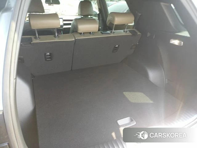 Ssangyong Torres 2022 Темно-зеленый из Кореи, фото 3