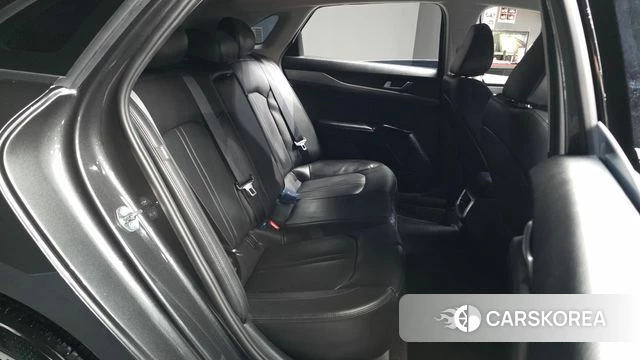 Kia K5 3rd generation 2023 Серый из Кореи, фото 3