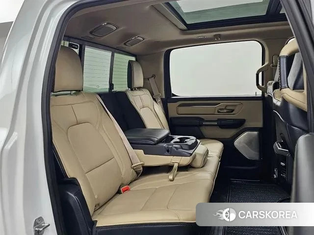 Dodge Lampicup 2019 Белый из Кореи, фото 3