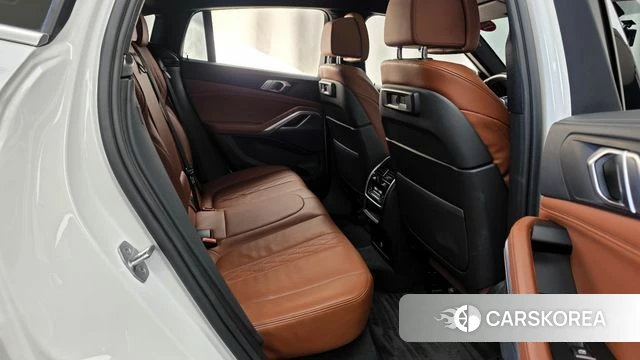BMW X6 (G06) 2022 Белый из Кореи, фото 3