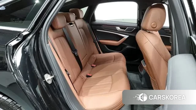 Audi A6 (C8) 2022 Черный из Кореи, фото 3