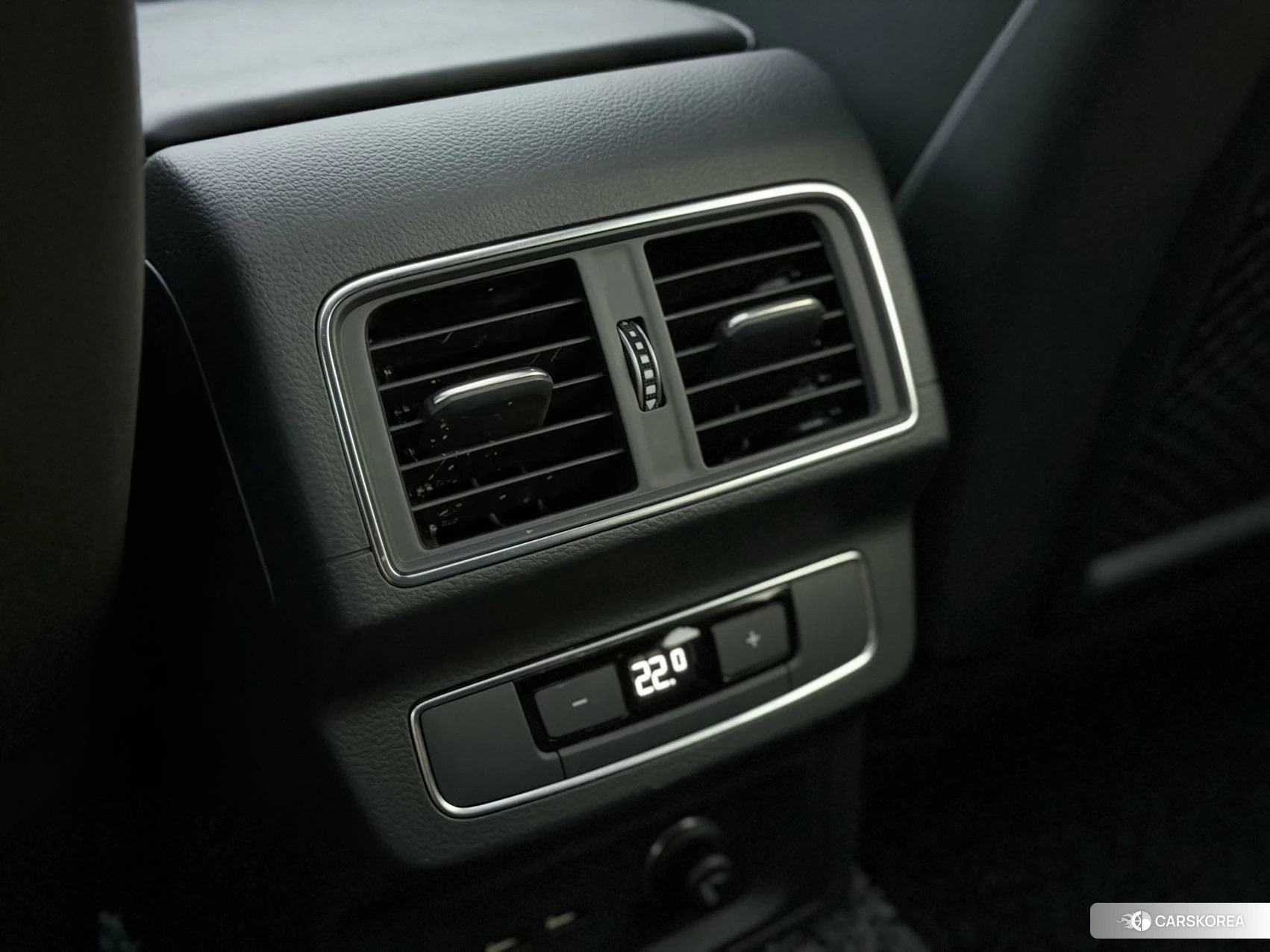 Audi Q5L Sportback 2020 Белый из Китая, фото 3