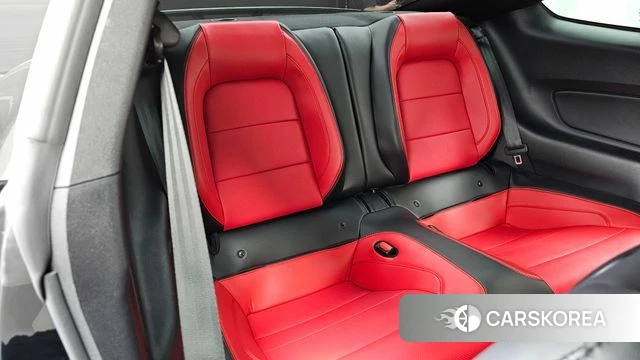 Ford Mustang 2022 Черный из Кореи, фото 3
