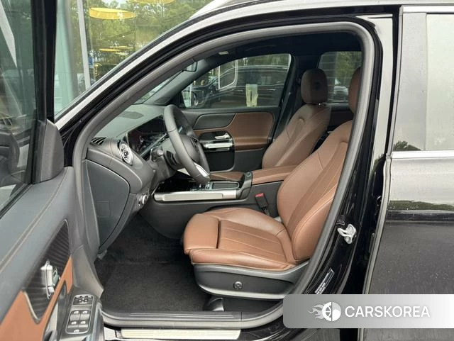 Mercedes-Benz GLB 2024 Черный из Китая, фото 3