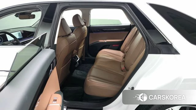 Hyundai Grandeur (GN7) 2023 Белый из Кореи, фото 3