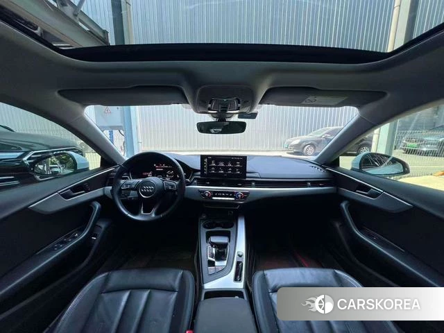 Audi A5 2021 Белый из Китая, фото 3
