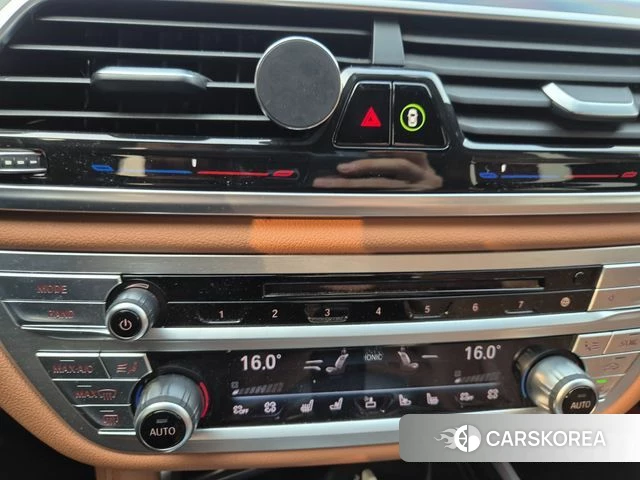 BMW 7 Series (G11) 2018 Синий из Кореи, фото 3