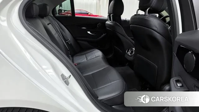 Mercedes-Benz C-Class W205 2019 Белый из Кореи, фото 3