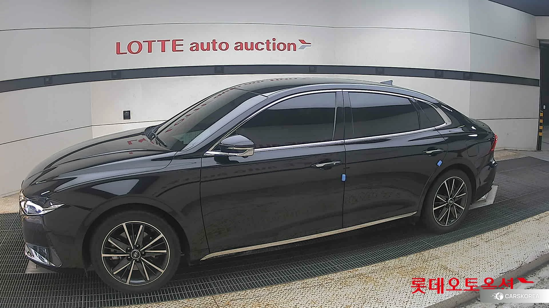 Hyundai Grandeur 2022 Midnight Black Pearl из Кореи, фото 3