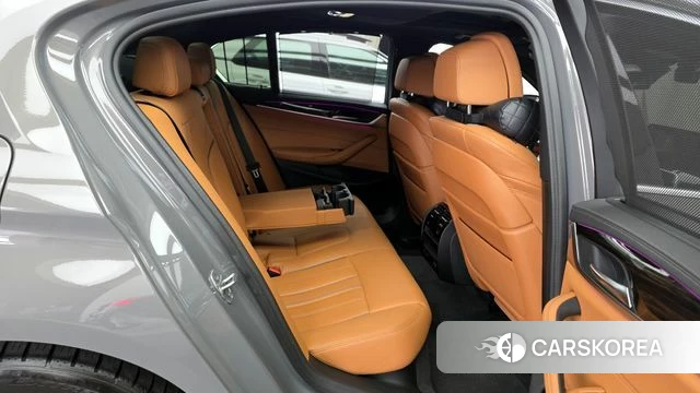 BMW 5 Series (G30) 2022 Серый из Кореи, фото 3