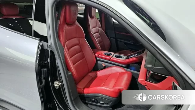 Porsche Taycan 2021 Серый из Кореи, фото 3