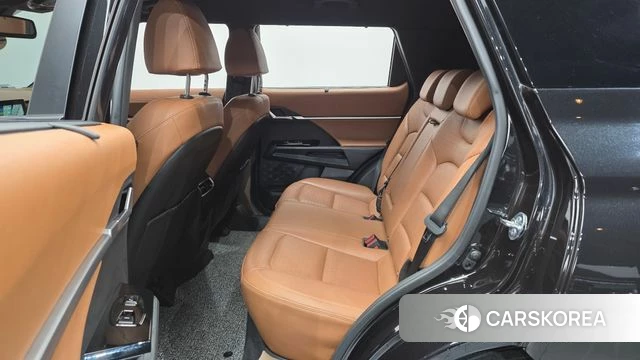 Ssangyong Torres 2024 Черный из Кореи, фото 3