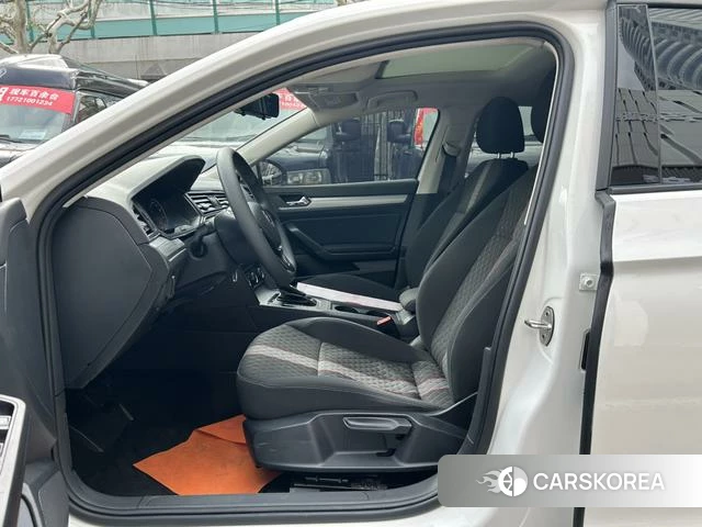 Volkswagen Lingdu 2019 Белый из Китая, фото 3