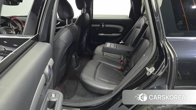 Mini Cooper S Clubman 2023 Черный из Кореи, фото 3