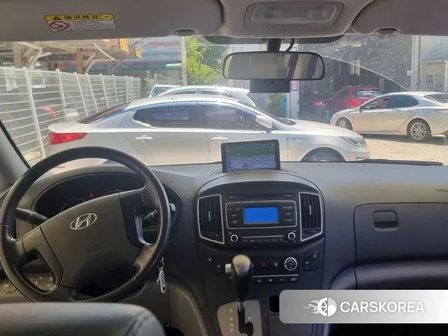 Hyundai The New Grand Starex 2018 Серебристо-серый из Кореи, фото 3