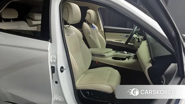 Genesis GV70 2021 Белый из Кореи, фото 3