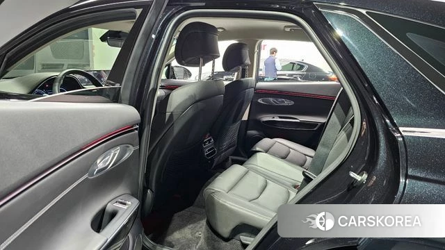 Genesis GV70 2022 Черный из Кореи, фото 3