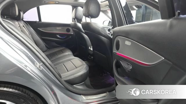 Mercedes-Benz E-Class W213 2019 Серый из Кореи, фото 3