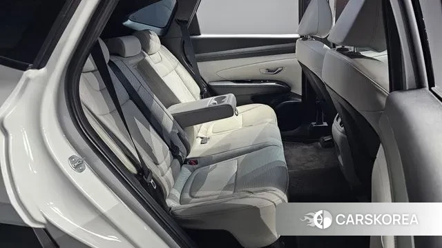 Hyundai The New Tucson Hybrid (NX4) 2024 Белый из Кореи, фото 3