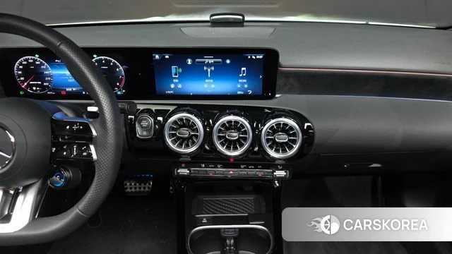Mercedes-Benz A-Class W177 2025 Белый из Кореи, фото 3