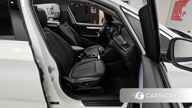 BMW 2 Series Active Tourer (F45) 2019 Белый из Кореи, фото 3