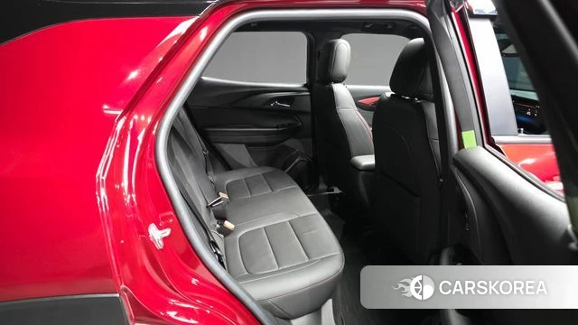Chevrolet (GM Daewoo) The New Trail Blazer 2024 Красный из Кореи, фото 3