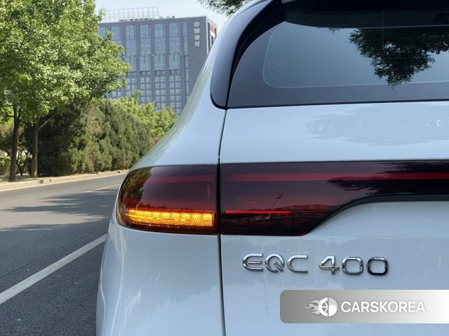 Mercedes-Benz EQC 2021 Белый из Китая, фото 3