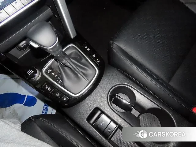 Kia Seltos 2021 Белый из Кореи, фото 3