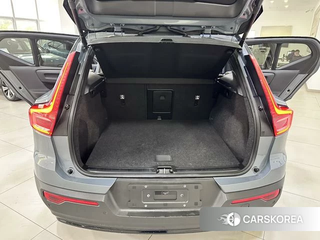 Volvo XC40 EV 2023 Темно-серый из Китая, фото 3