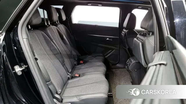 Peugeot 5008 second generation 2020 Черный из Кореи, фото 3