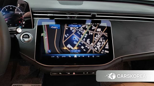 Mercedes-Benz E-Class W214 2024 Белый из Кореи, фото 3