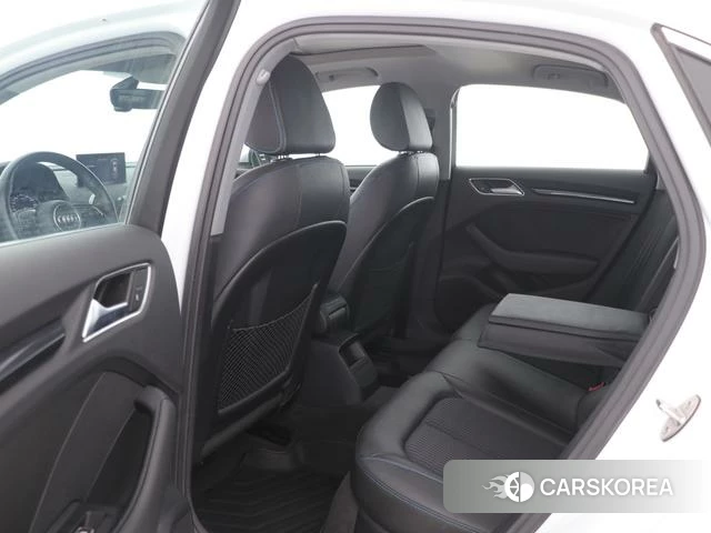 Audi A3 2021 Белый из Китая, фото 3