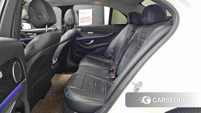 Mercedes-Benz E-Class W213 2018 Белый из Кореи, фото 3